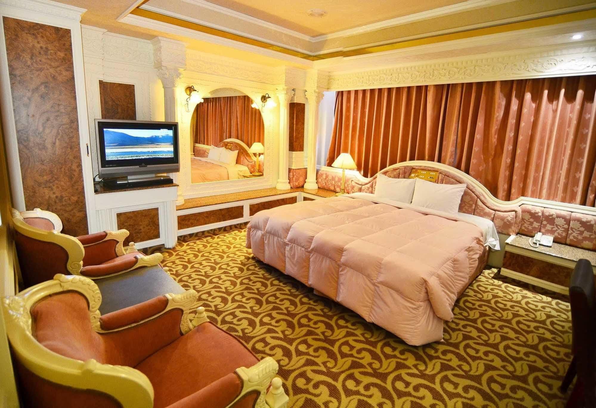 Finders Hotel Hualien Station Exterior foto